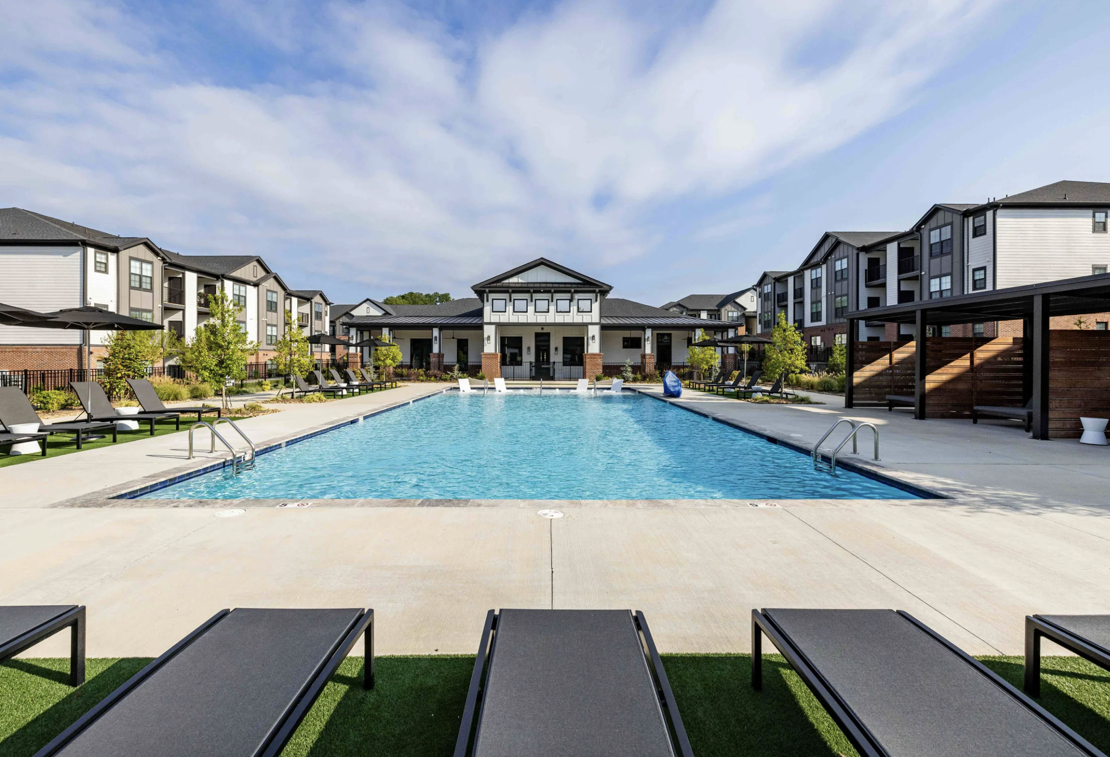 Evolve Huntersville - Huntersville Apartment Pool